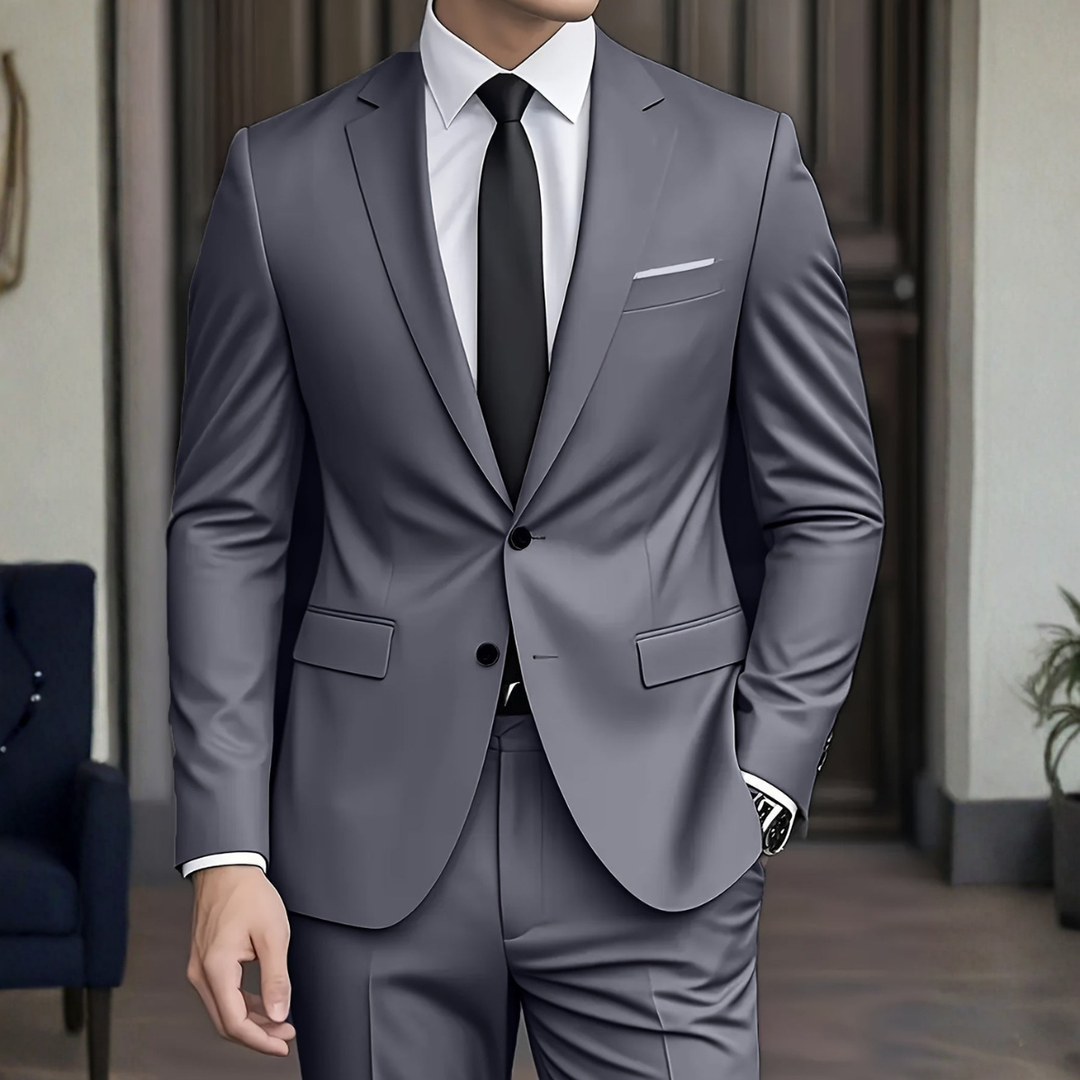 Men's slim fit two-piece suit in grey