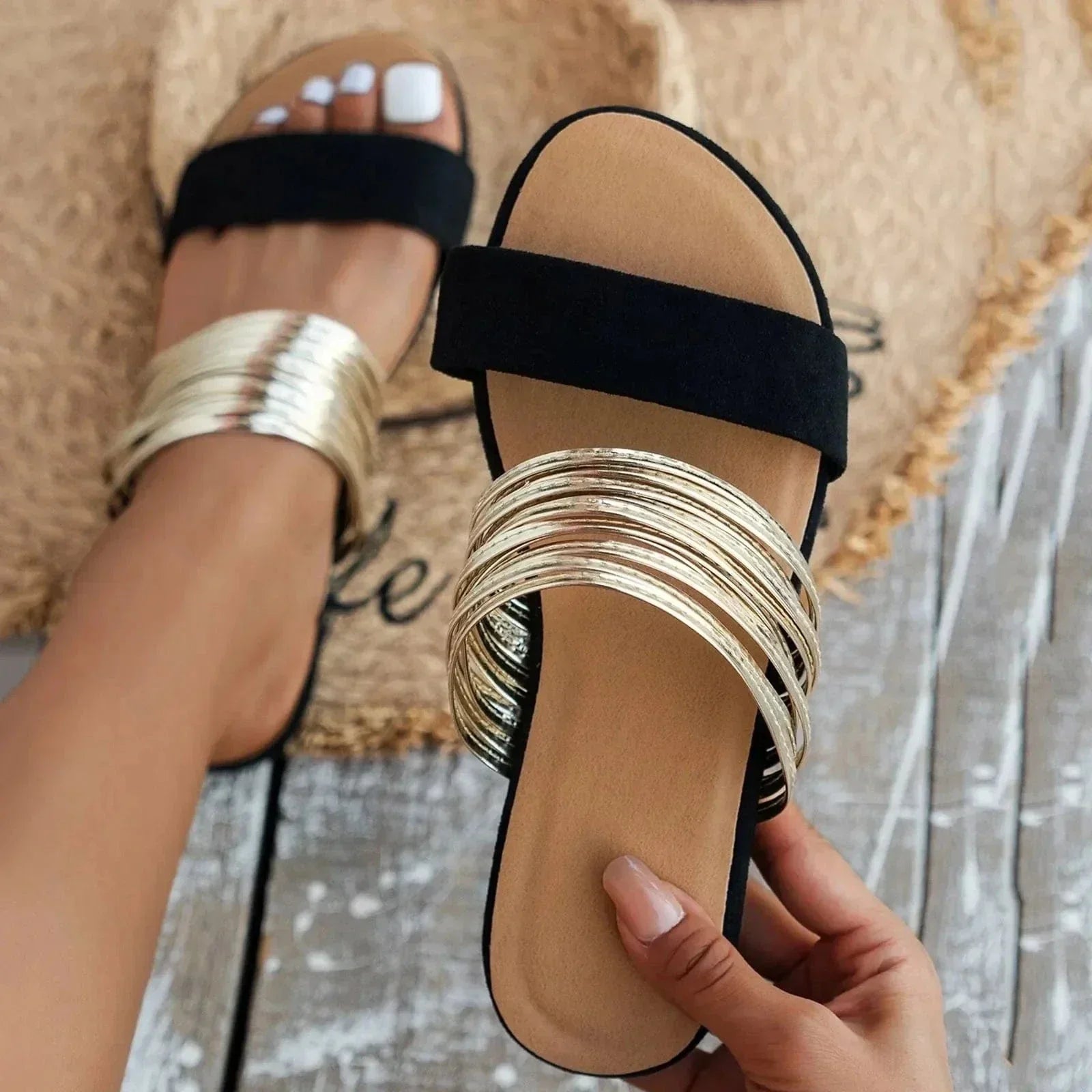 NOA | DOUBLE STRAP SLIP-ON FLAT SHOES