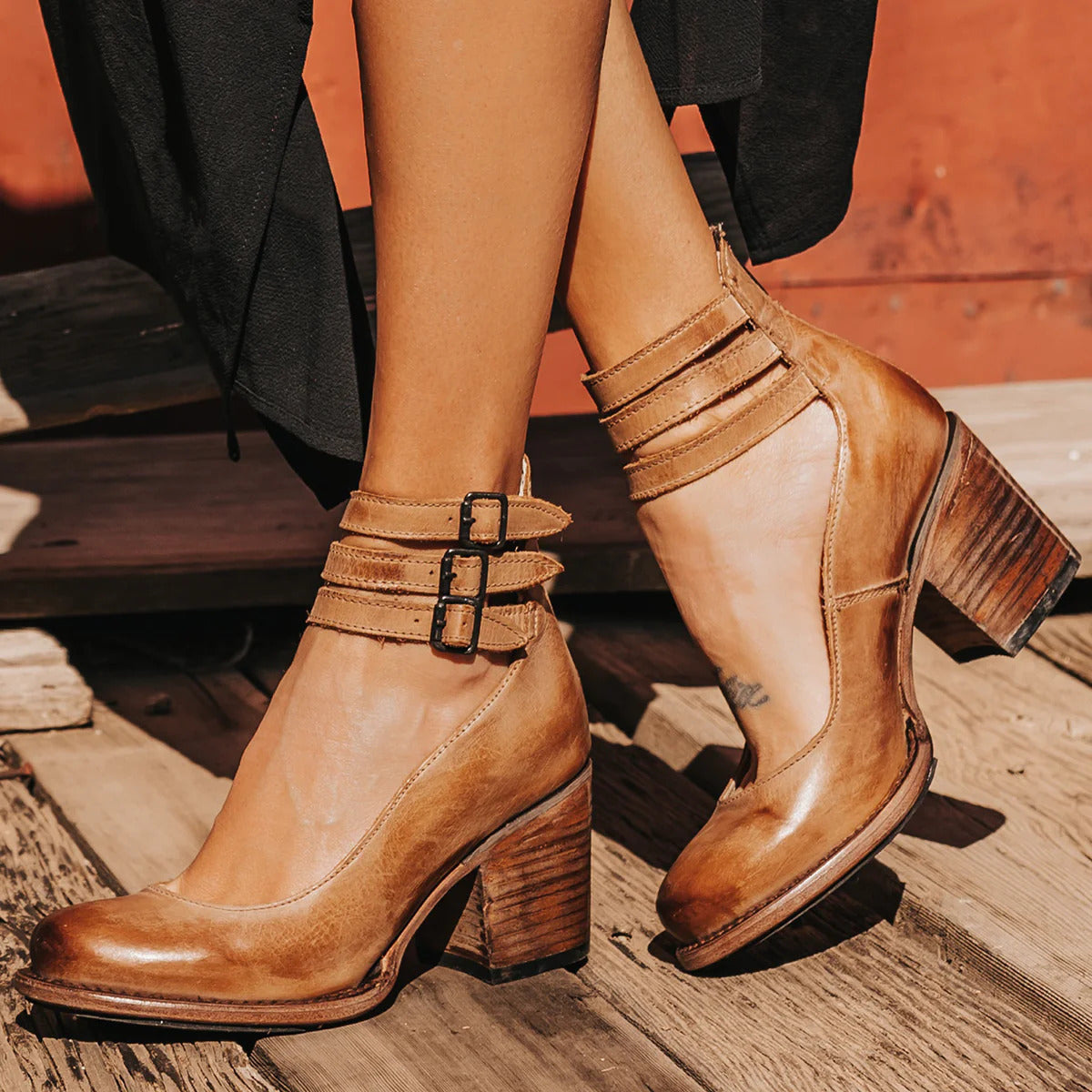NOA | VINTAGE STRAPPY ANKLE STRAP HEELS