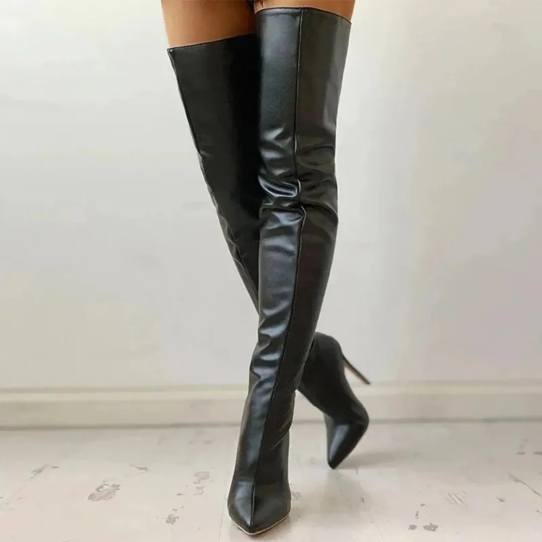 Women's heeled over-the-knee boots in black