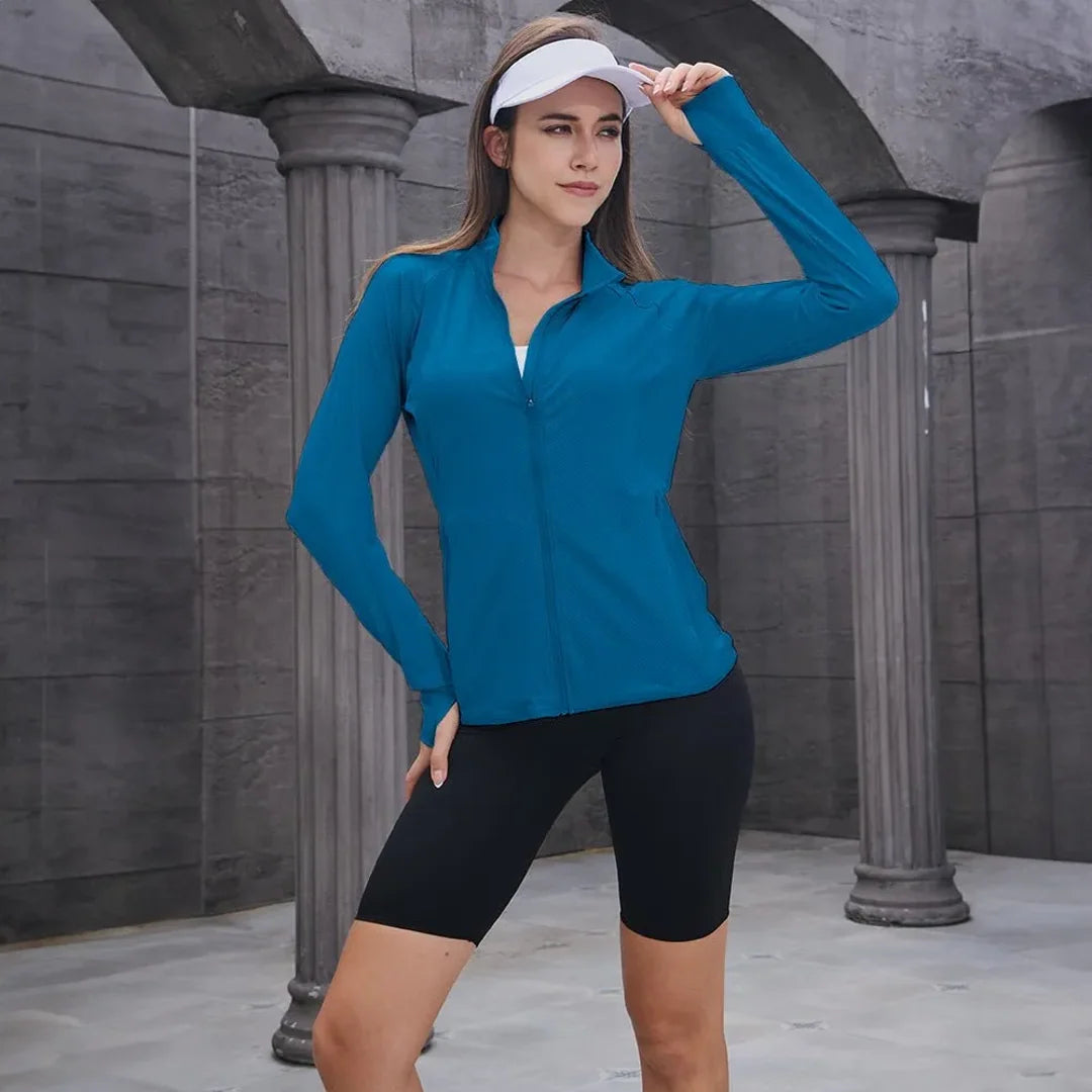 Women's lightweight zip-up running jacket