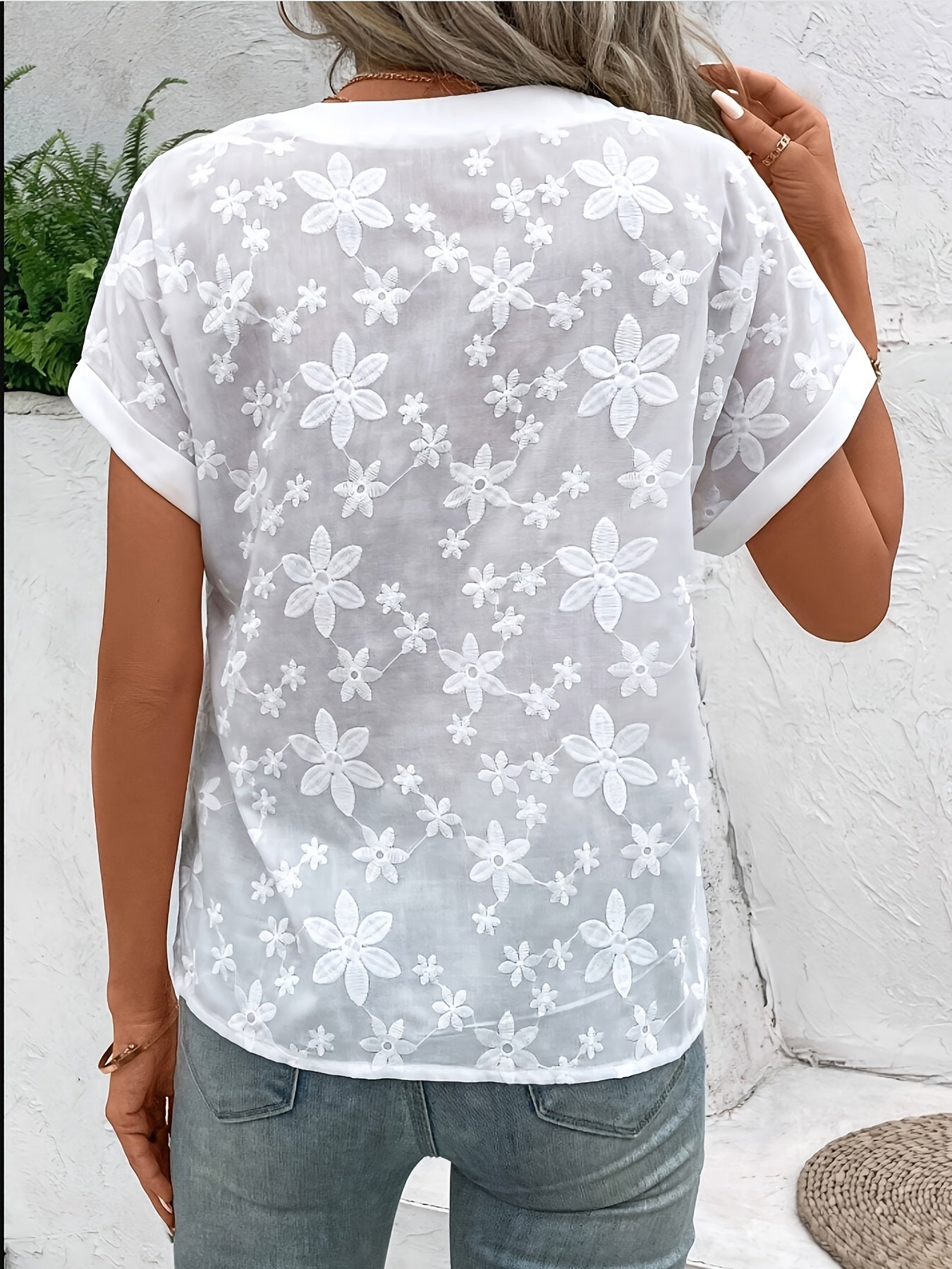 NOA | FLORAL V-NECK BLOUSE