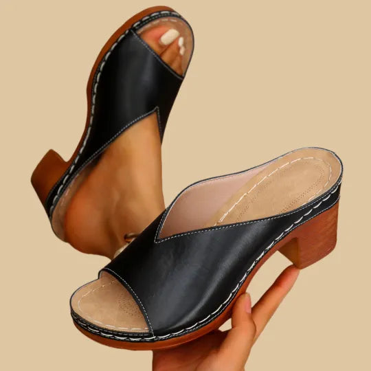 NOA | ORTHOPAEDIC CHUNKY HIGH HEEL SANDALS