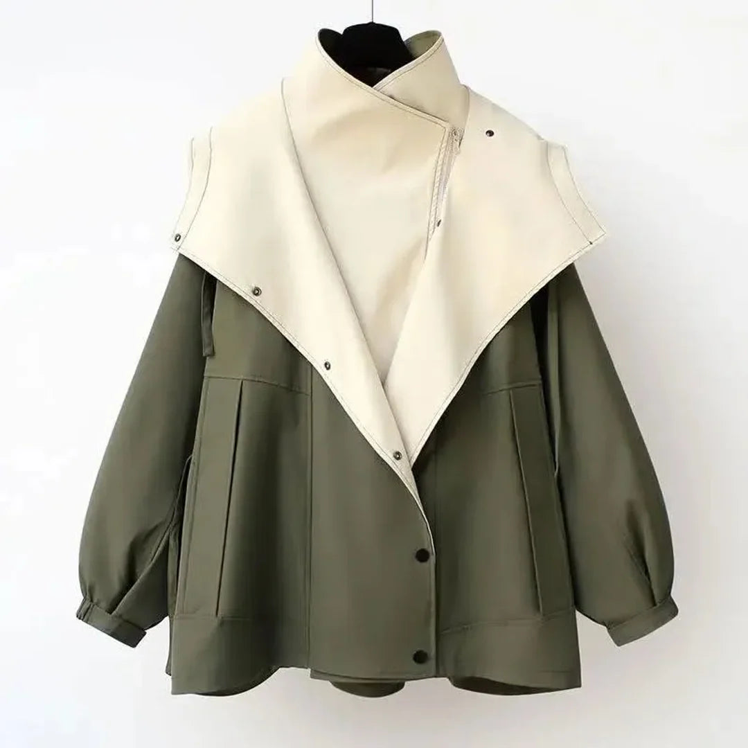 Women's zip-up jacket with buttons