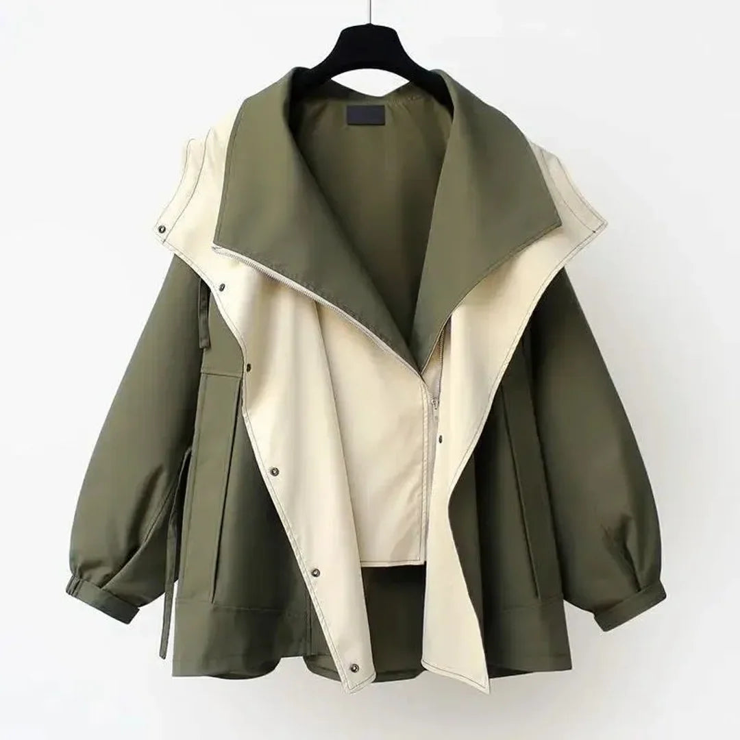 Women's zip-up jacket with buttons in emerald green