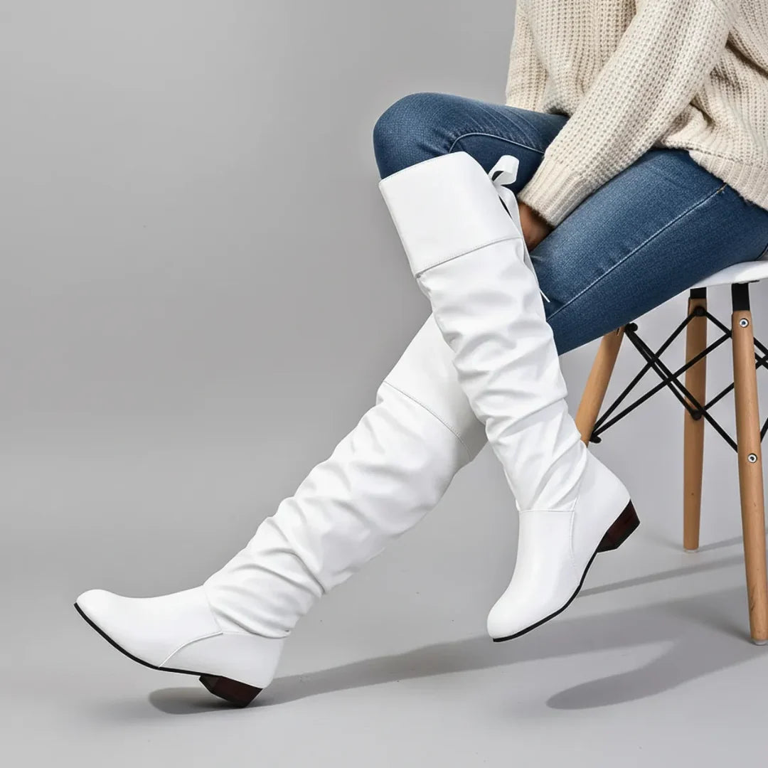 Women's slouch boots in white