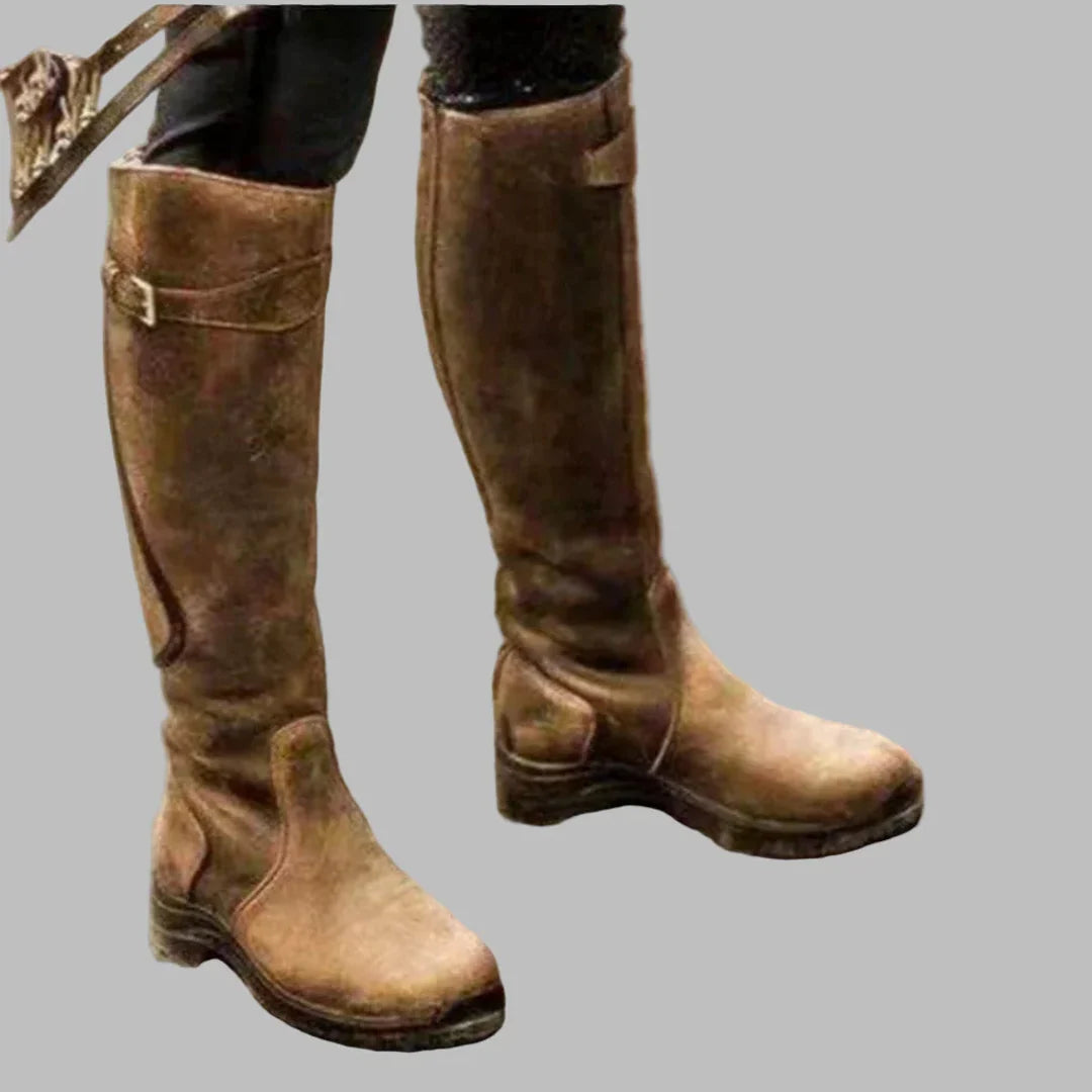 Women's leather-look boots in brown