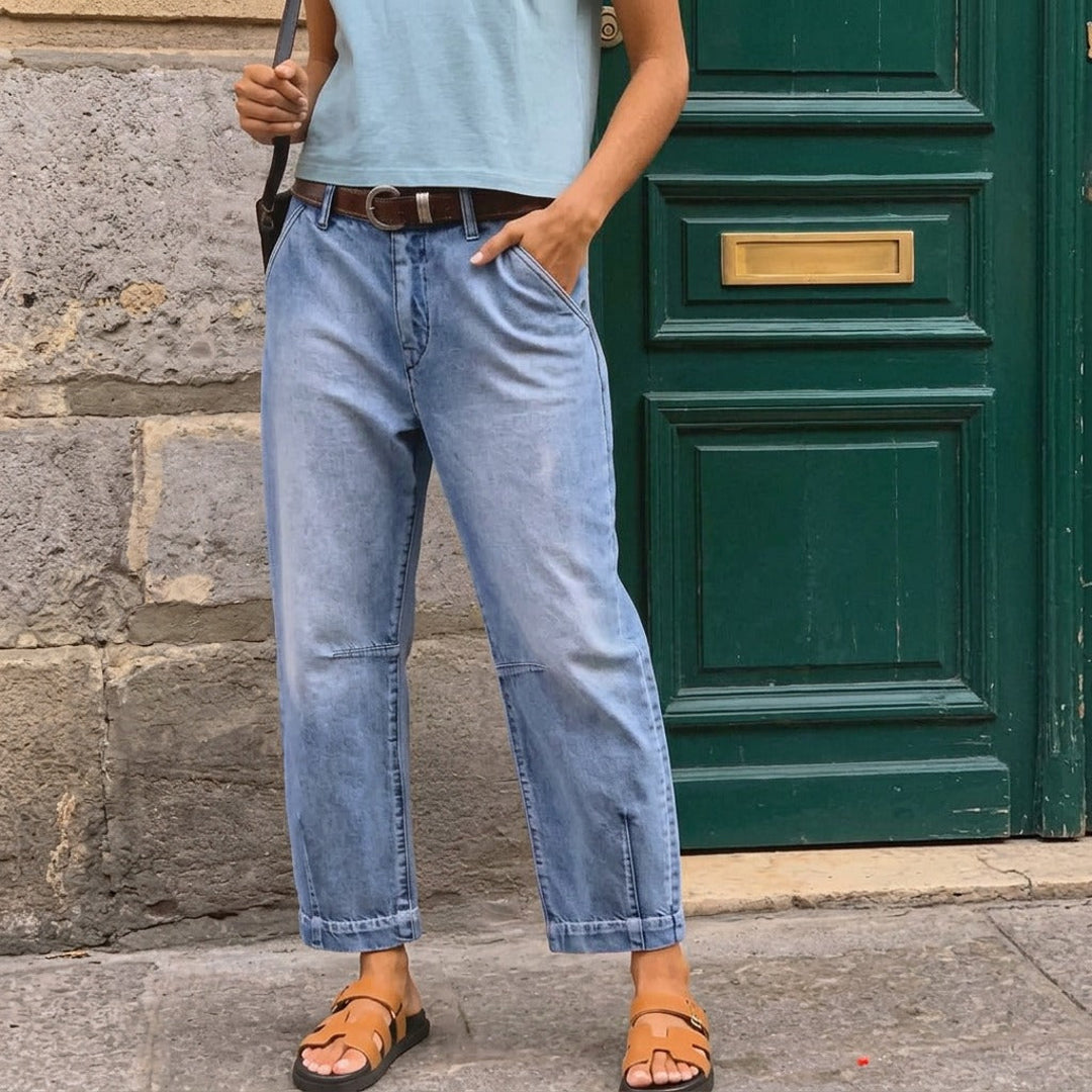 Women's high waisted cropped barrel jeans in light blue